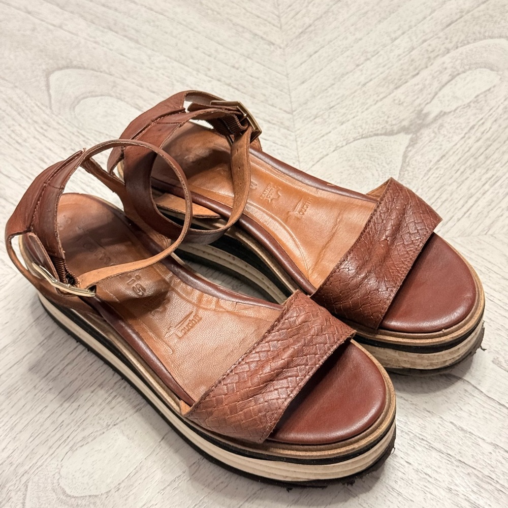Tamaris Brown Leather Platform Sandals Size 6.5